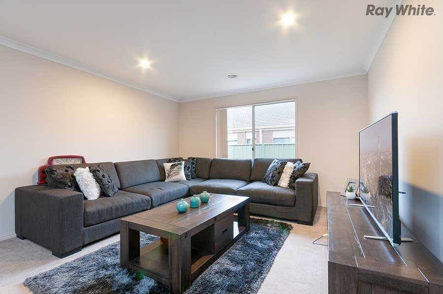18 Butler Grove, Wyndham Vale VIC 3024, Wyndham Vale - Thumbnail 2