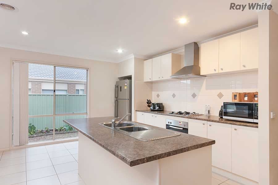 18 Butler Grove, Wyndham Vale VIC 3024, Wyndham Vale - Thumbnail 6