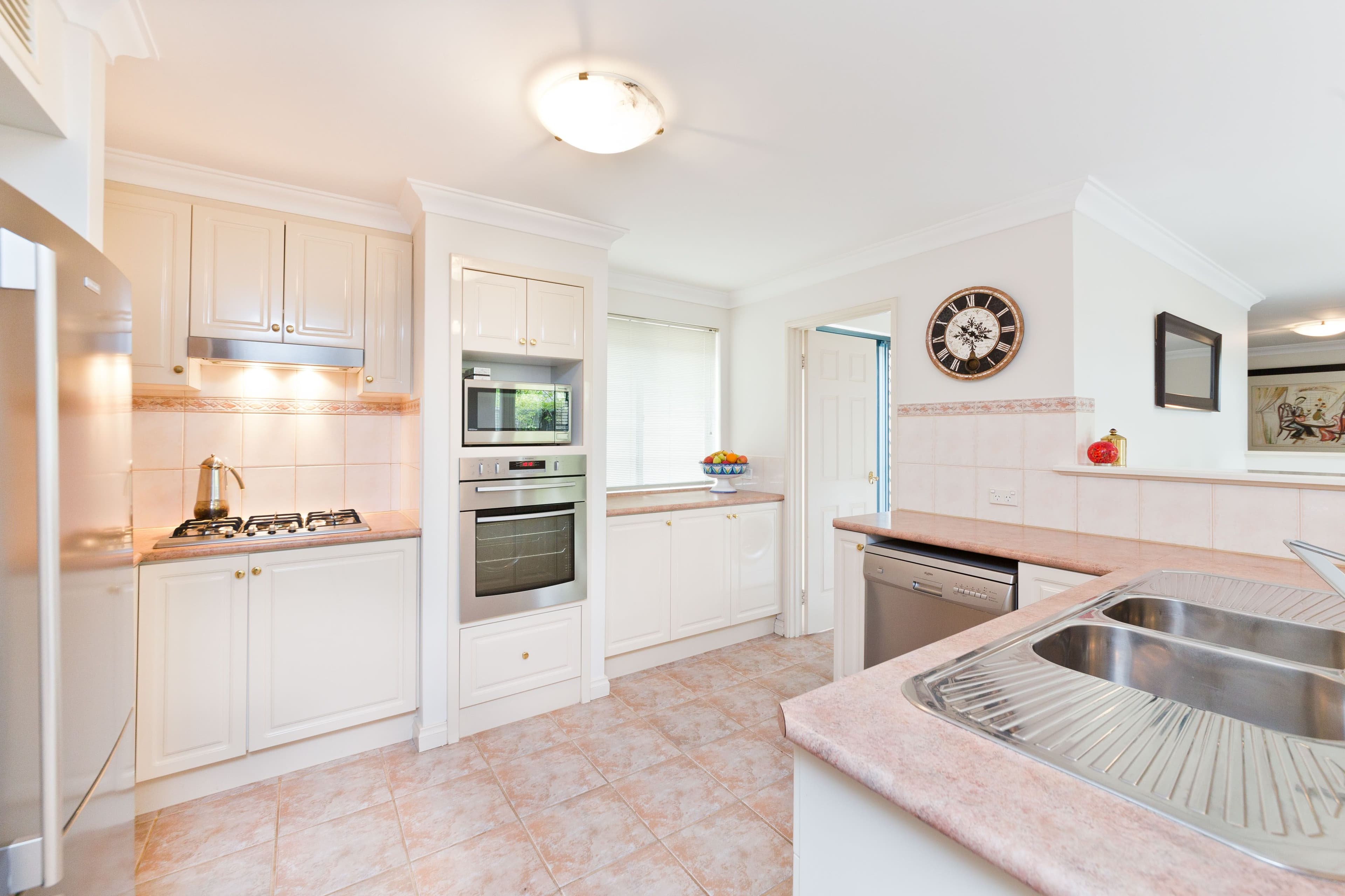 43 Macrae Road, Applecross WA 6153, Applecross - Thumbnail 2