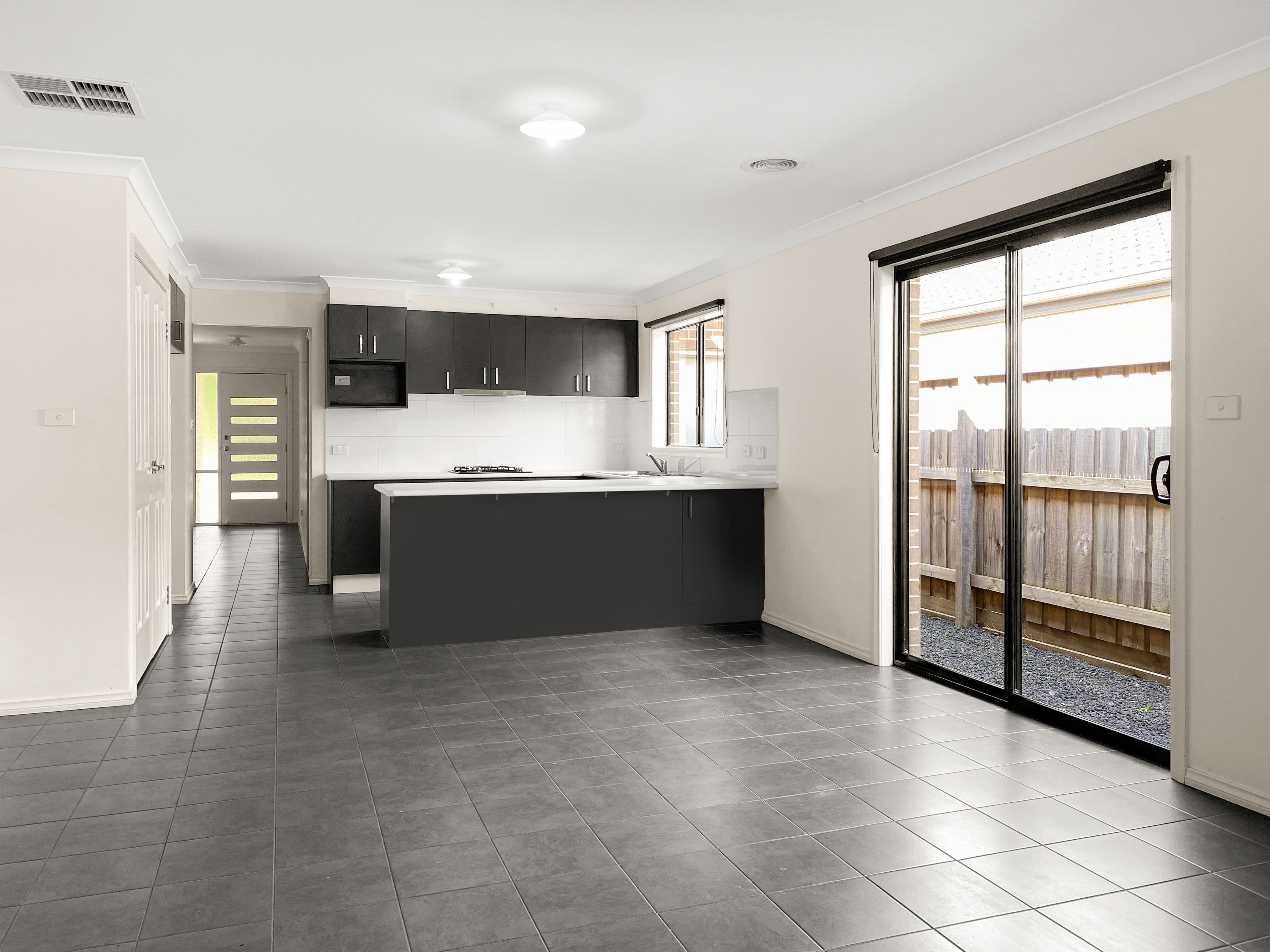 27 Caitlin Drive, Pakenham VIC 3810, Pakenham - Thumbnail 5