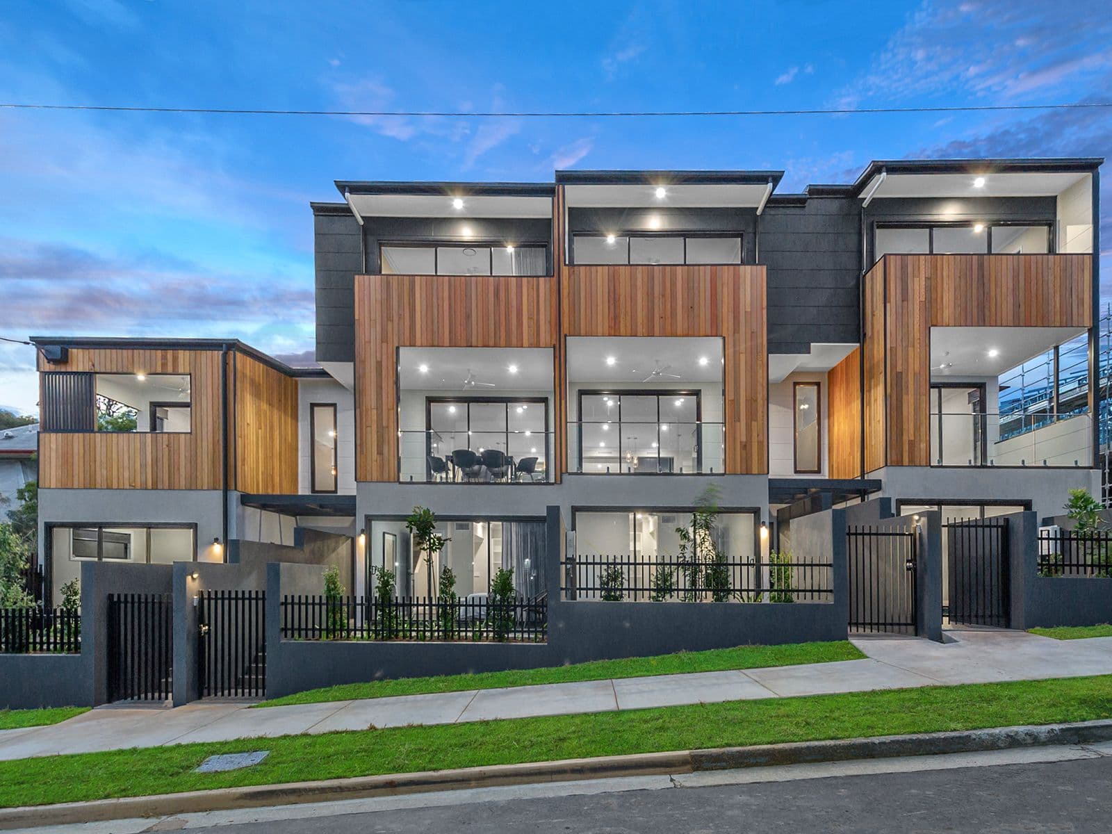 11 Warilda Street, Camp Hill QLD 4152, Camp Hill - Image 1