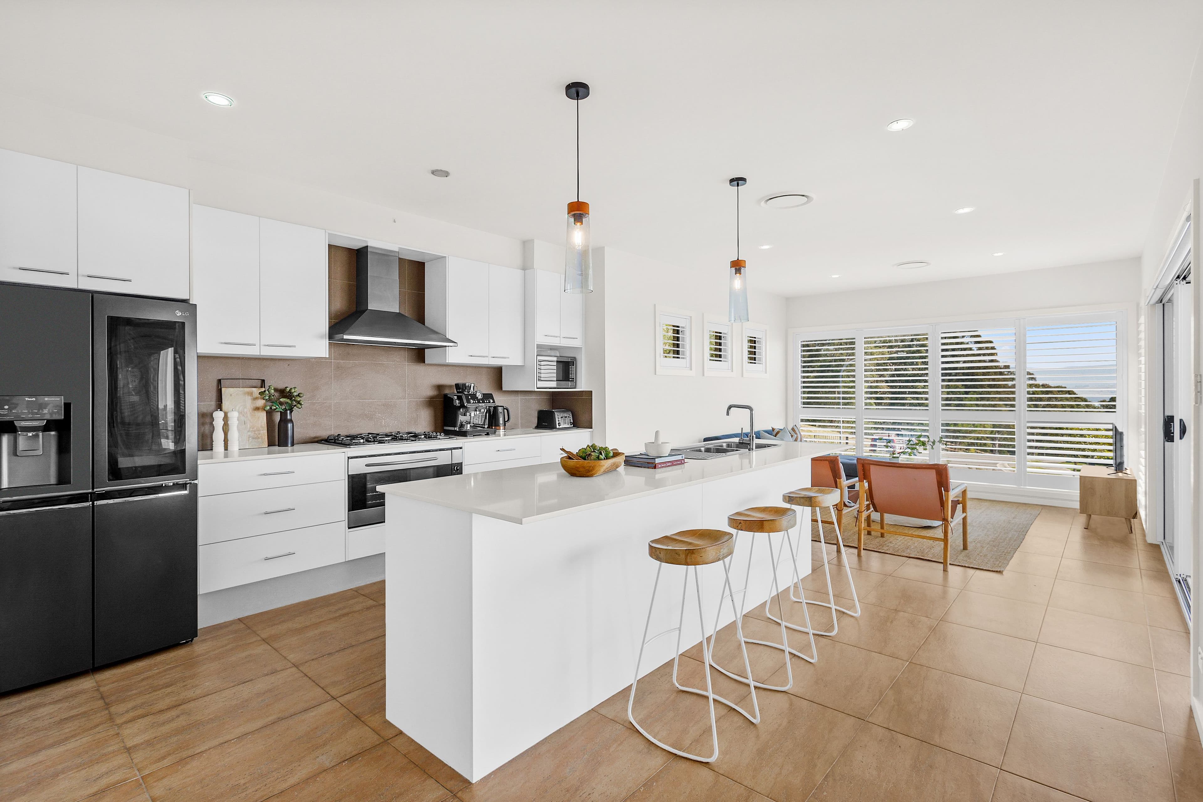 15 Falcon Street, Shellharbour City Centre NSW 2529, Blackbutt - Thumbnail 2