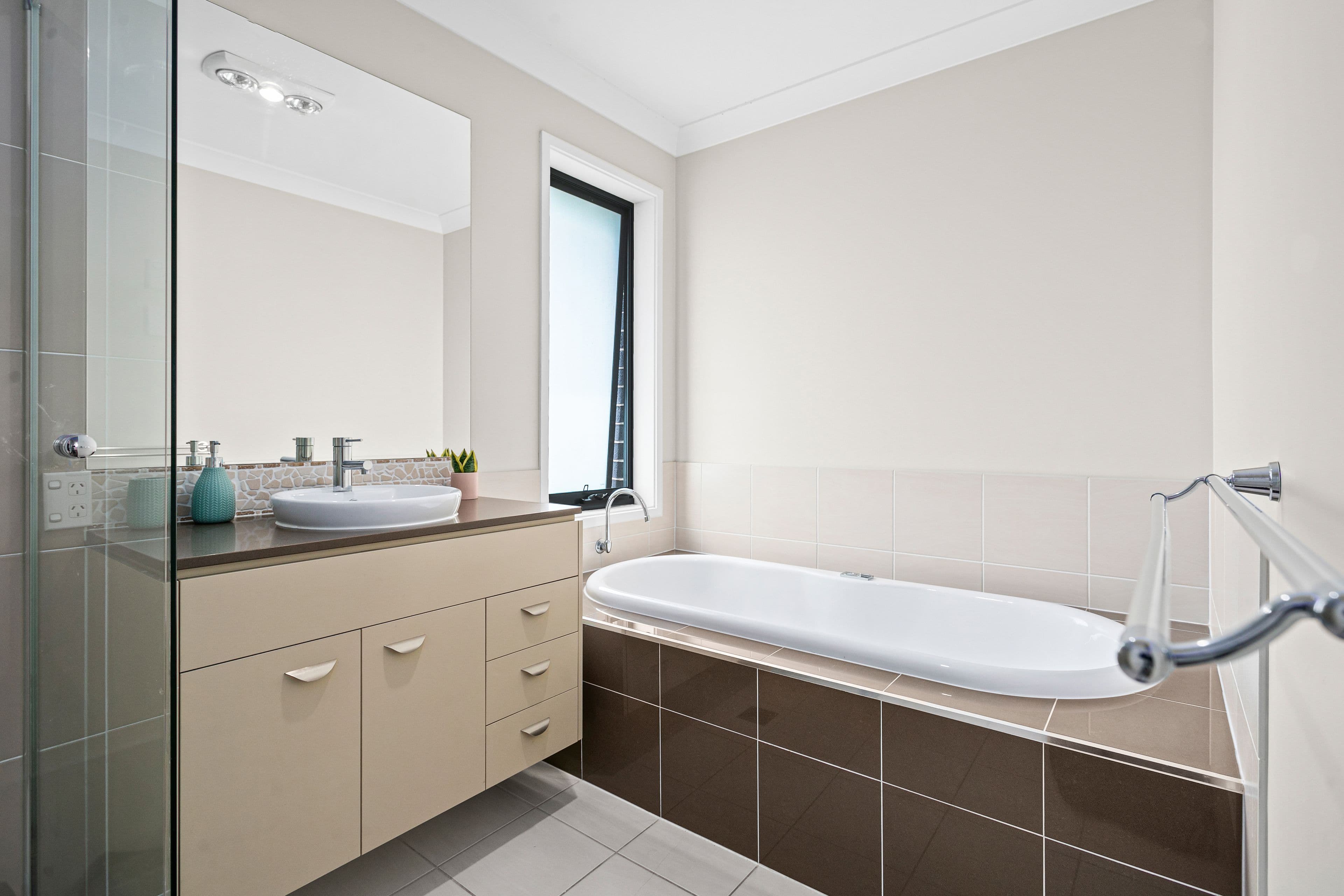 31 Bayview Avenue, Haywards Bay NSW 2530, Haywards Bay - Thumbnail 8