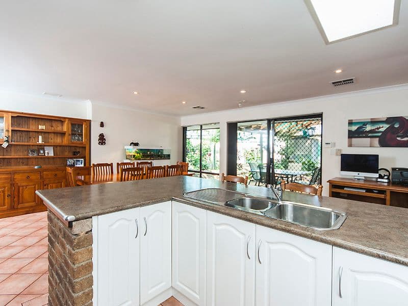 4 Greta Court, COOLOONGUP WA 6168, Cooloongup - Thumbnail 5