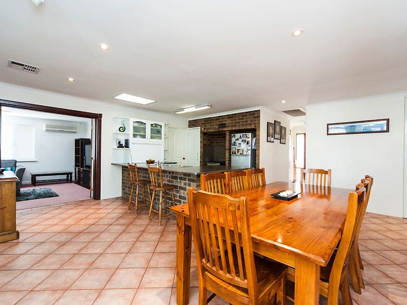 4 Greta Court, COOLOONGUP WA 6168, Cooloongup - Thumbnail 6