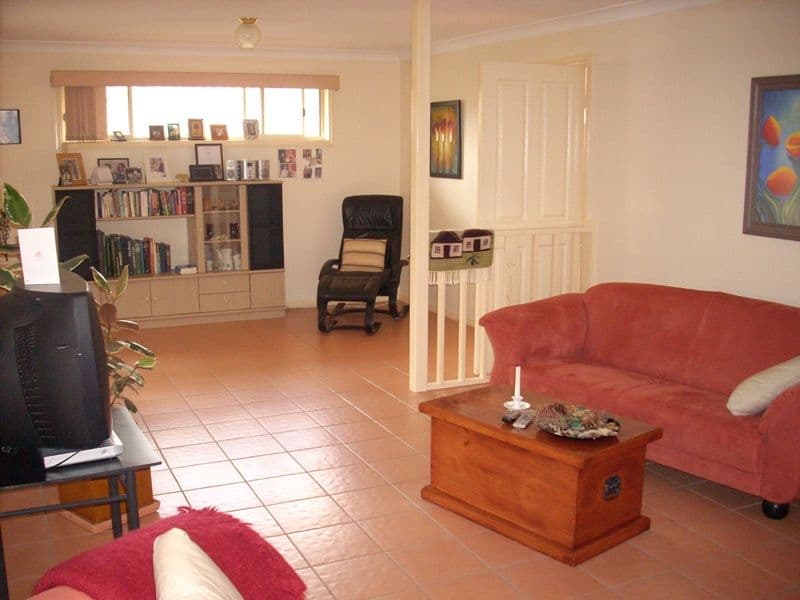 33 Taminga Crescent, CORDEAUX HEIGHTS NSW 2526, Cordeaux Heights - Thumbnail 3