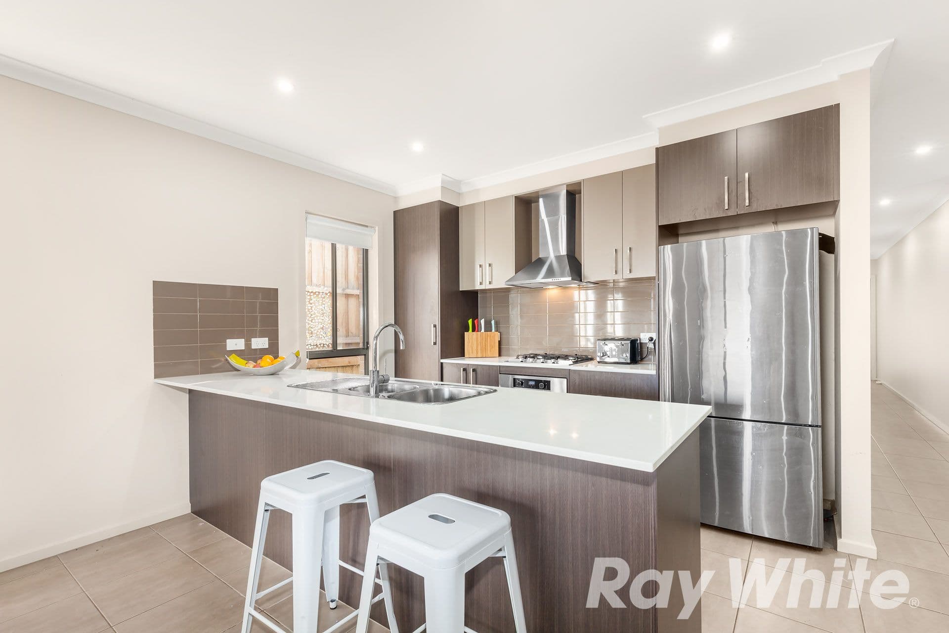28 Gyrfalcon Way, Doreen VIC 3754, Doreen - Thumbnail 2