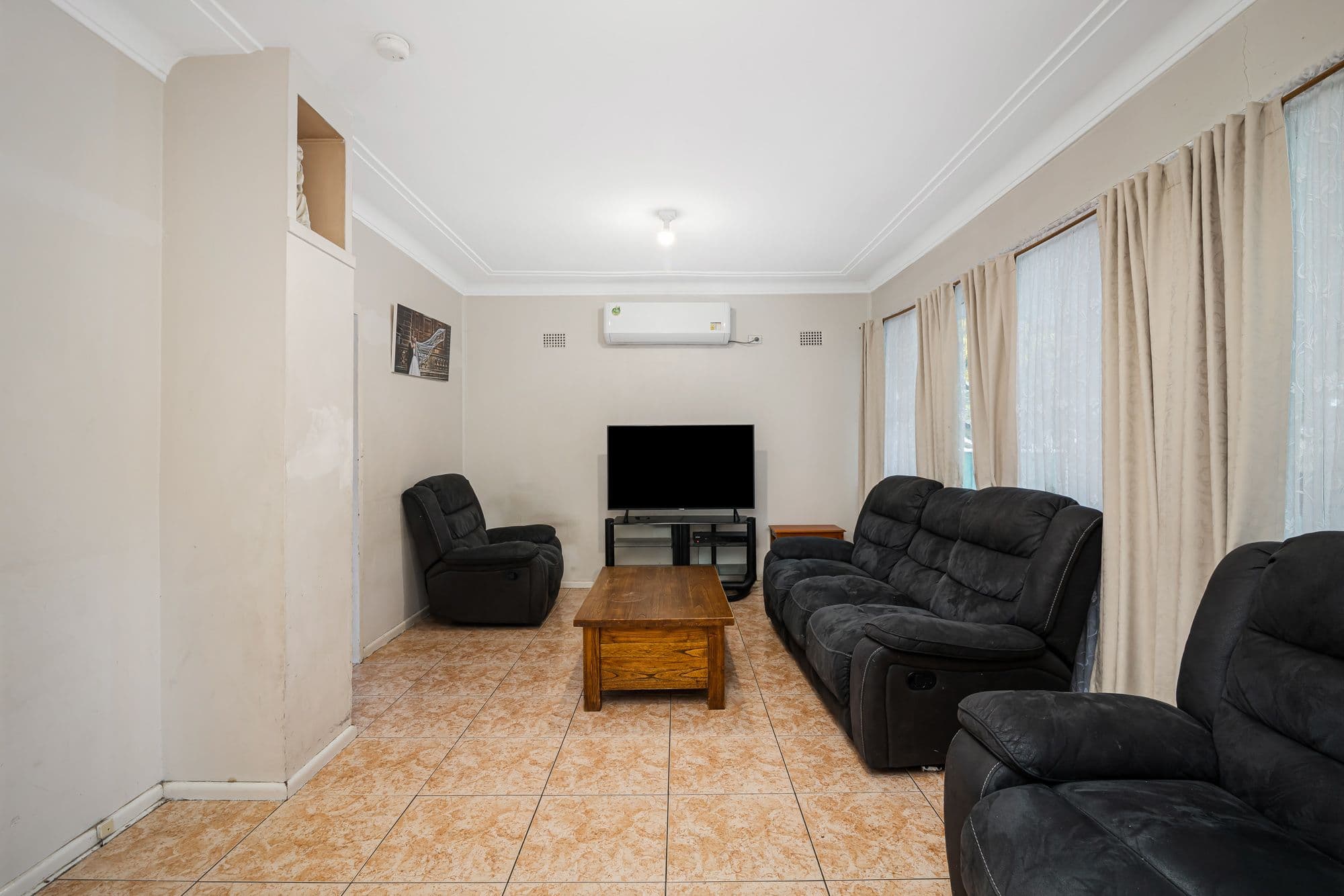 43 Allen Road, Blacktown NSW 2148, Blacktown - Thumbnail 2