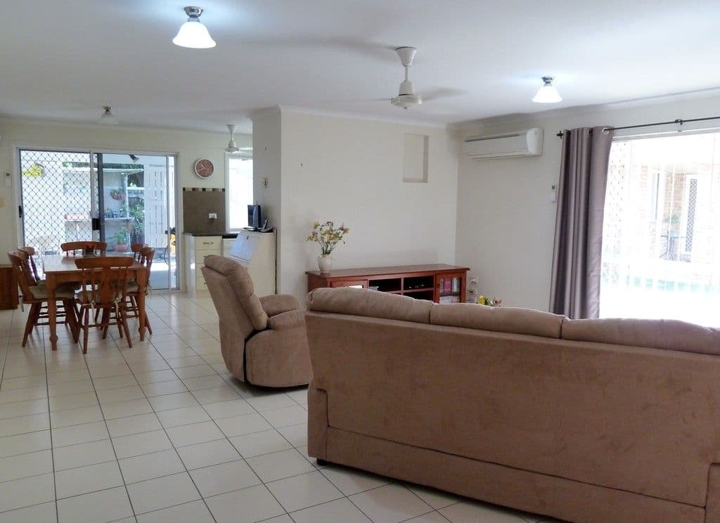 Unit 1, 2 Glenhorn Close, West Mackay QLD 4740, West Mackay - Thumbnail 4