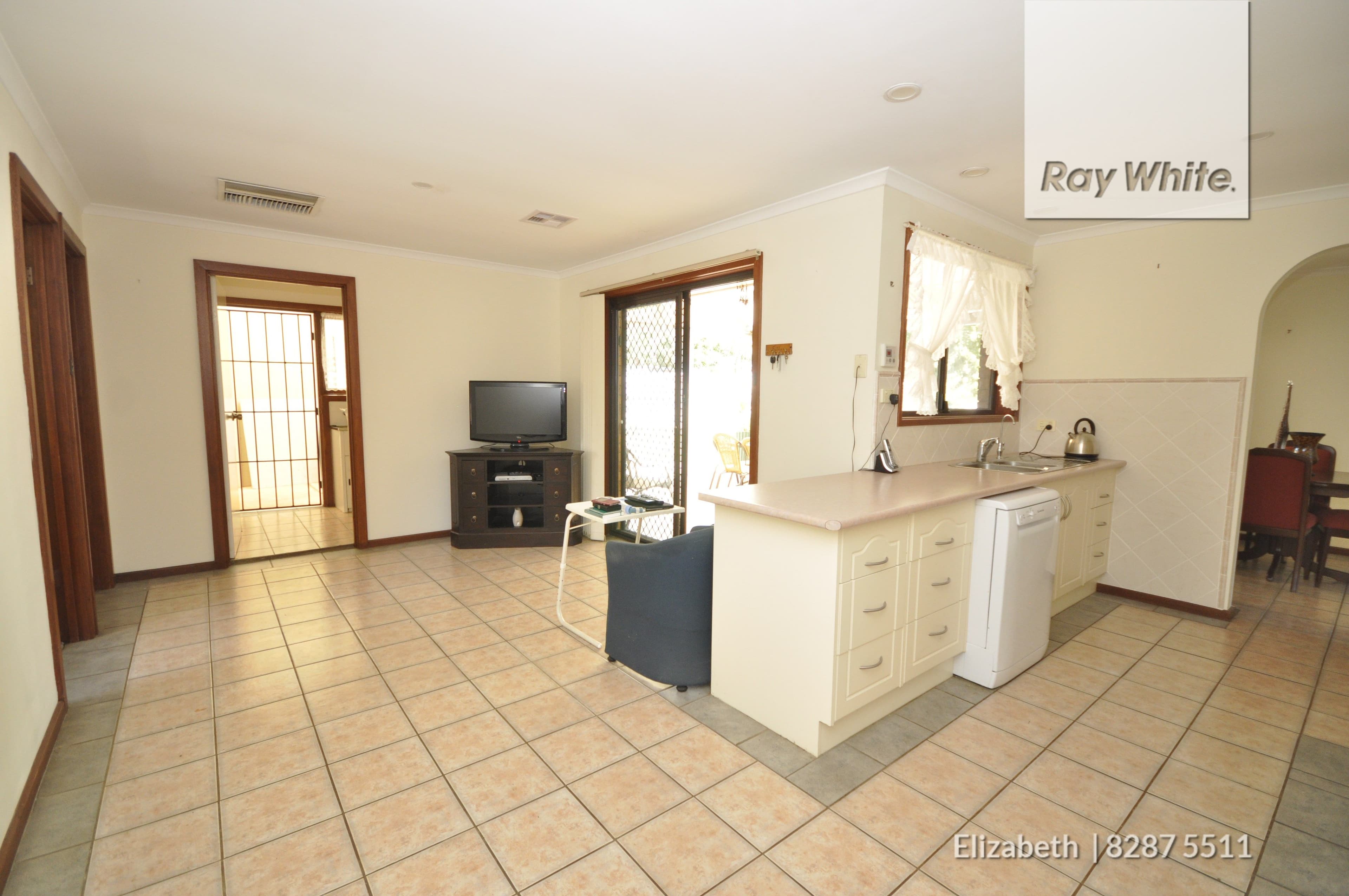 9 Boston Court, Craigmore SA 5114, Craigmore - Thumbnail 6