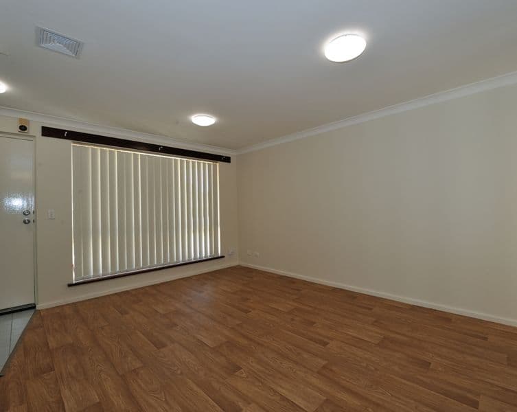 38 Kurrajong Road, SAFETY BAY WA 6169, Safety Bay - Thumbnail 5