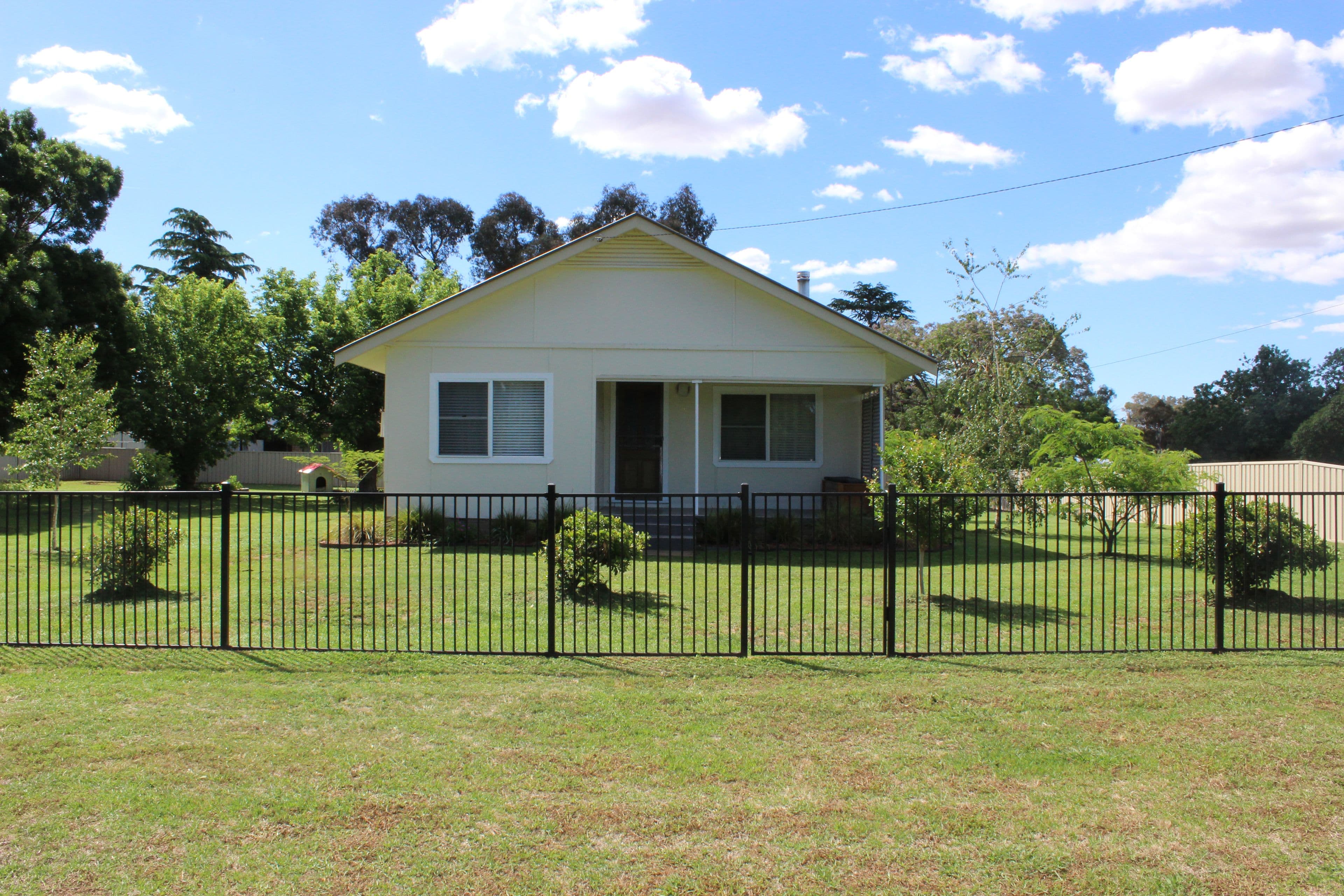 17 Creek Street, Cudal - Image 1