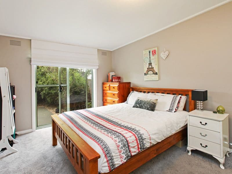 2 Iona Avenue, BELMONT VIC 3216, Belmont - Thumbnail 5