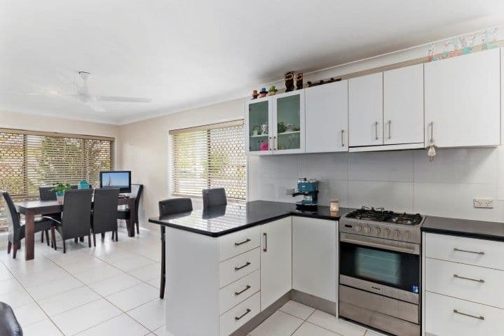 31 Twenty Third Avenue, Palm Beach QLD 4221, Palm Beach - Image 1