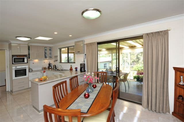 72 Jack Street, DARLING HEIGHTS QLD 4350, Darling Heights - Thumbnail 2