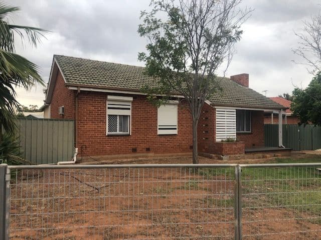 11 Clapton Street, Elizabeth Vale SA 5112, Elizabeth Vale - Image 1