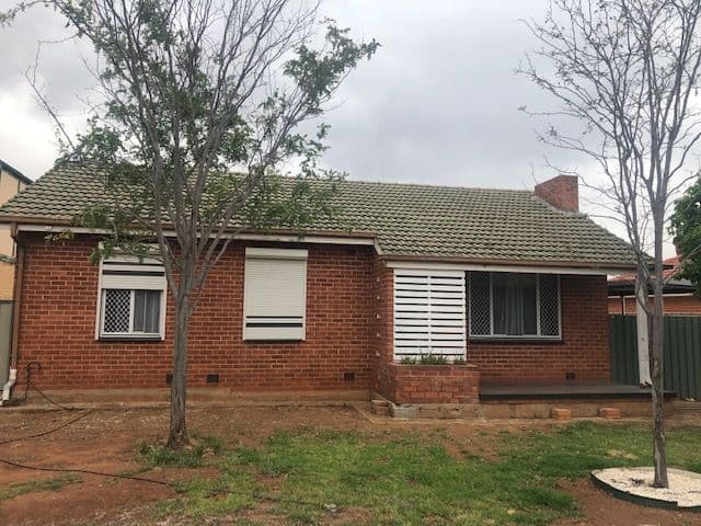 11 Clapton Street, Elizabeth Vale SA 5112, Elizabeth Vale - Thumbnail 2