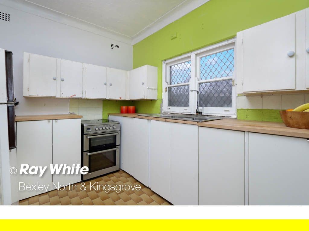 12 Turon Avenue, KINGSGROVE NSW 2208, Kingsgrove - Thumbnail 3