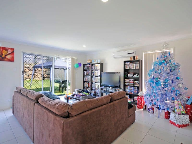 32 Bellagio Crescent, COOMERA QLD 4209, Coomera - Thumbnail 3