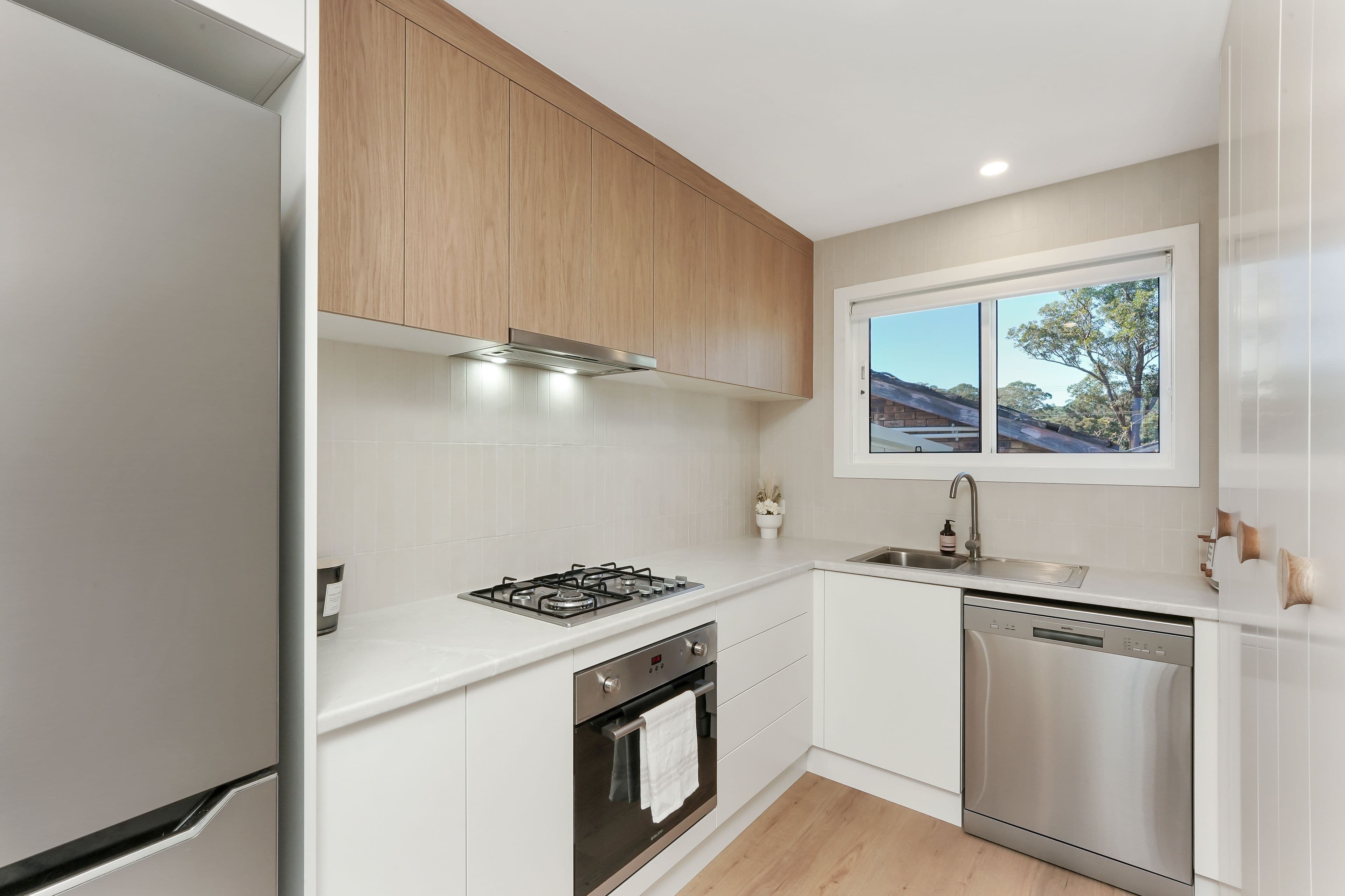 8 and 8a Toorak Avenue, Erina NSW 2250, Erina - Thumbnail 2