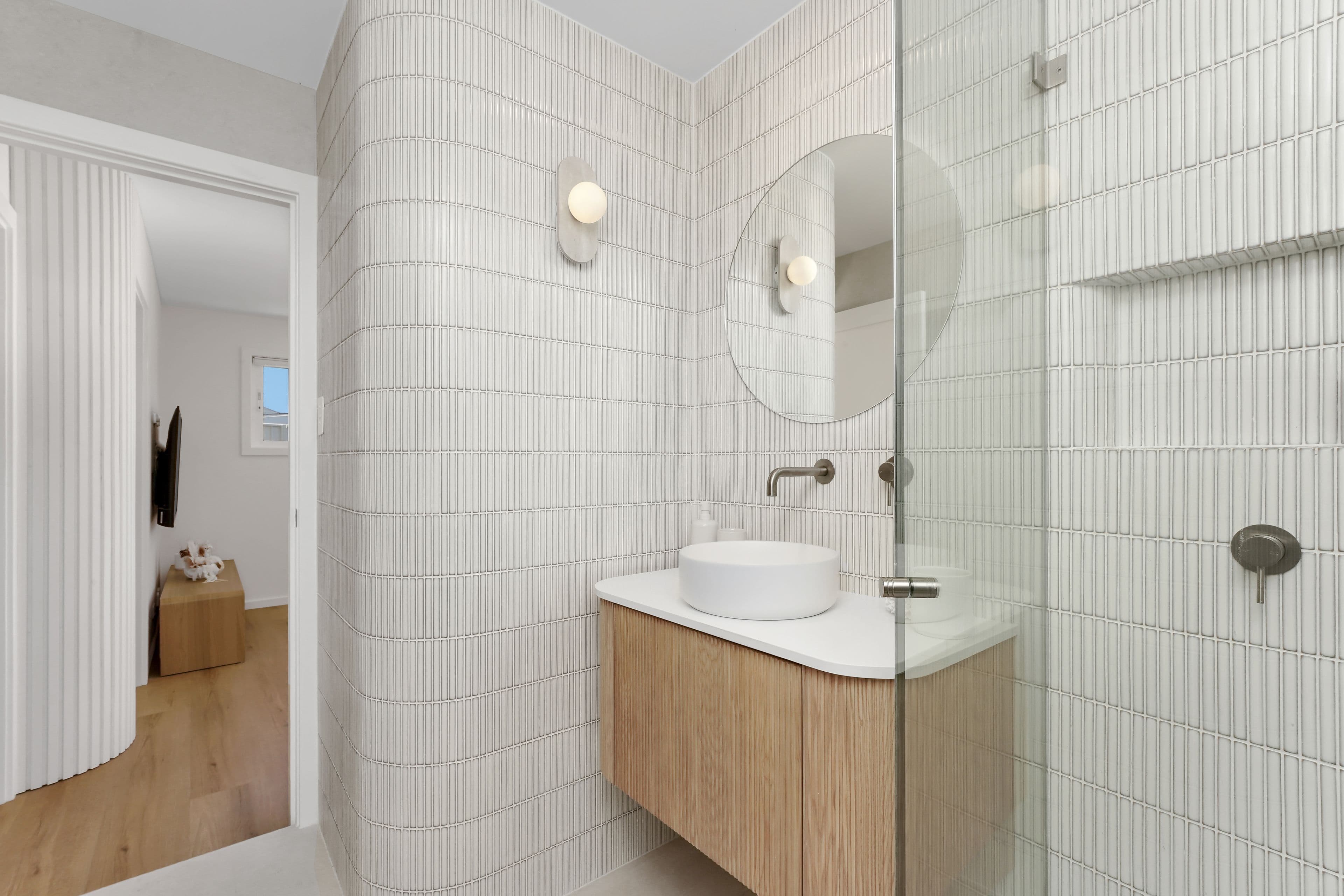 8 and 8a Toorak Avenue, Erina NSW 2250, Erina - Thumbnail 3