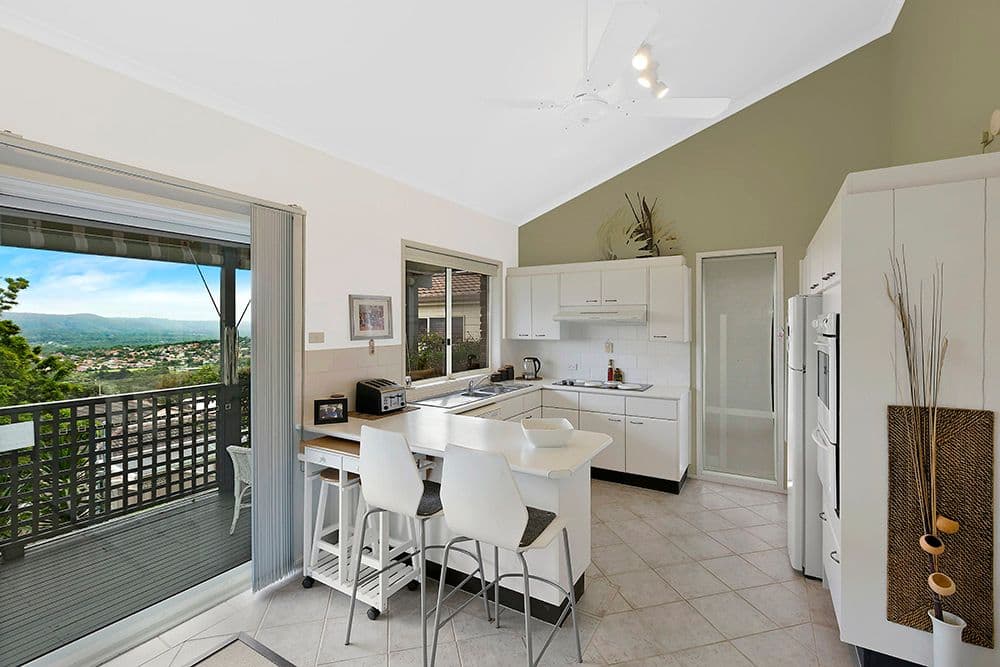 27 Stephenson Road, BATEAU BAY NSW 2261, Bateau Bay - Thumbnail 2