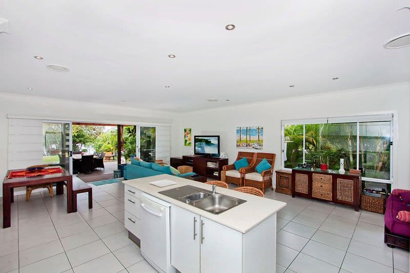 186 Kennedy Drive, TWEED HEADS NSW 2485, Tweed Heads West - Thumbnail 5