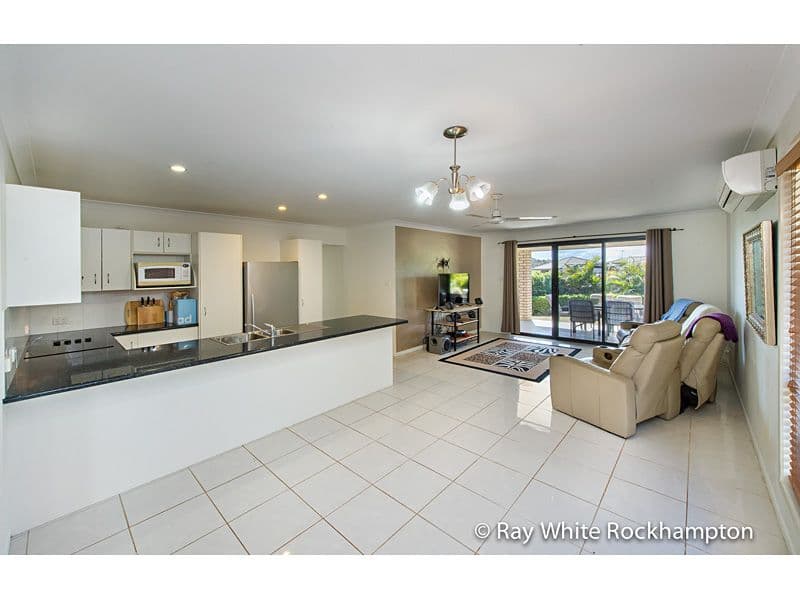 27 John Oxley Drive, GRACEMERE QLD 4702, Gracemere - Thumbnail 3