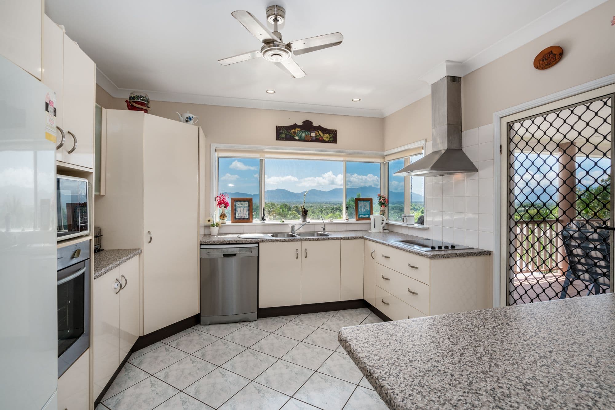 22 Sundew Close, Mount Sheridan QLD 4868, Mount Sheridan - Thumbnail 3