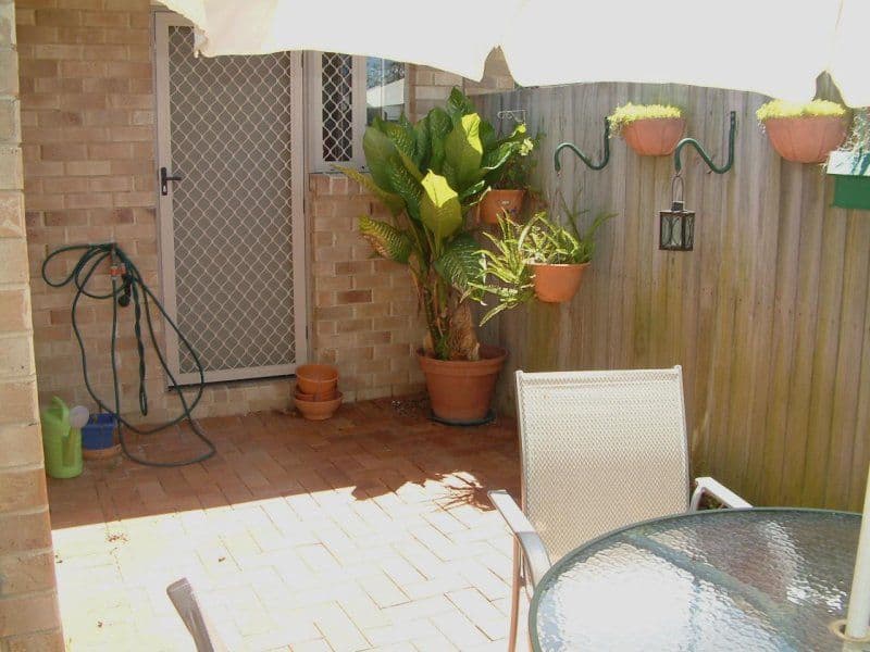 12 Fourth Avenue, BONGAREE QLD 4507, Bongaree - Thumbnail 8