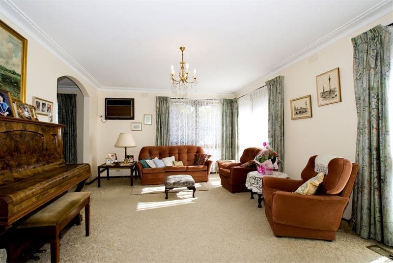 57  Mullens Road, VERMONT SOUTH VIC 3133, Vermont South - Thumbnail 2