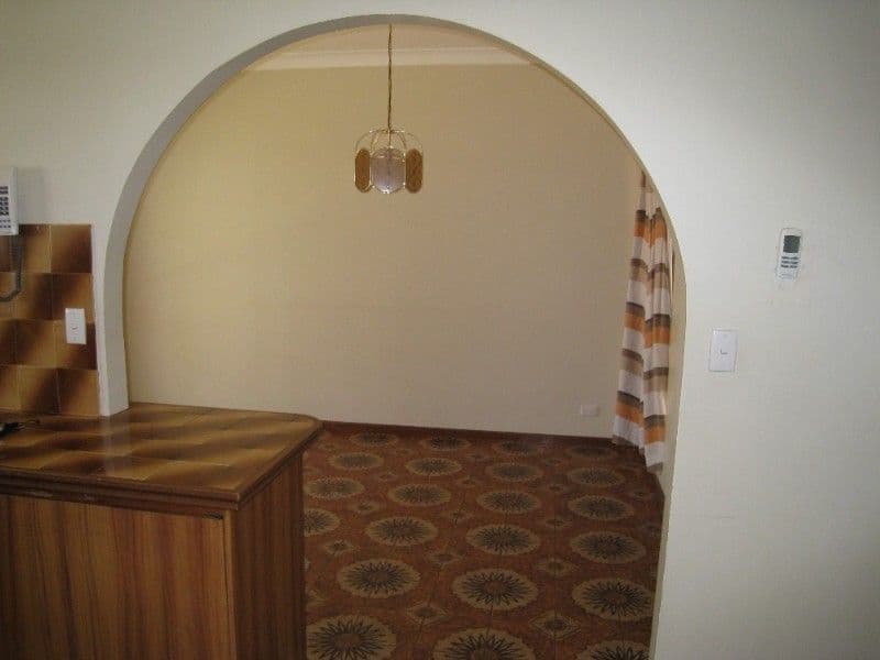 8 Allendale Street, BROKEN HILL NSW 2880, Broken Hill - Thumbnail 2