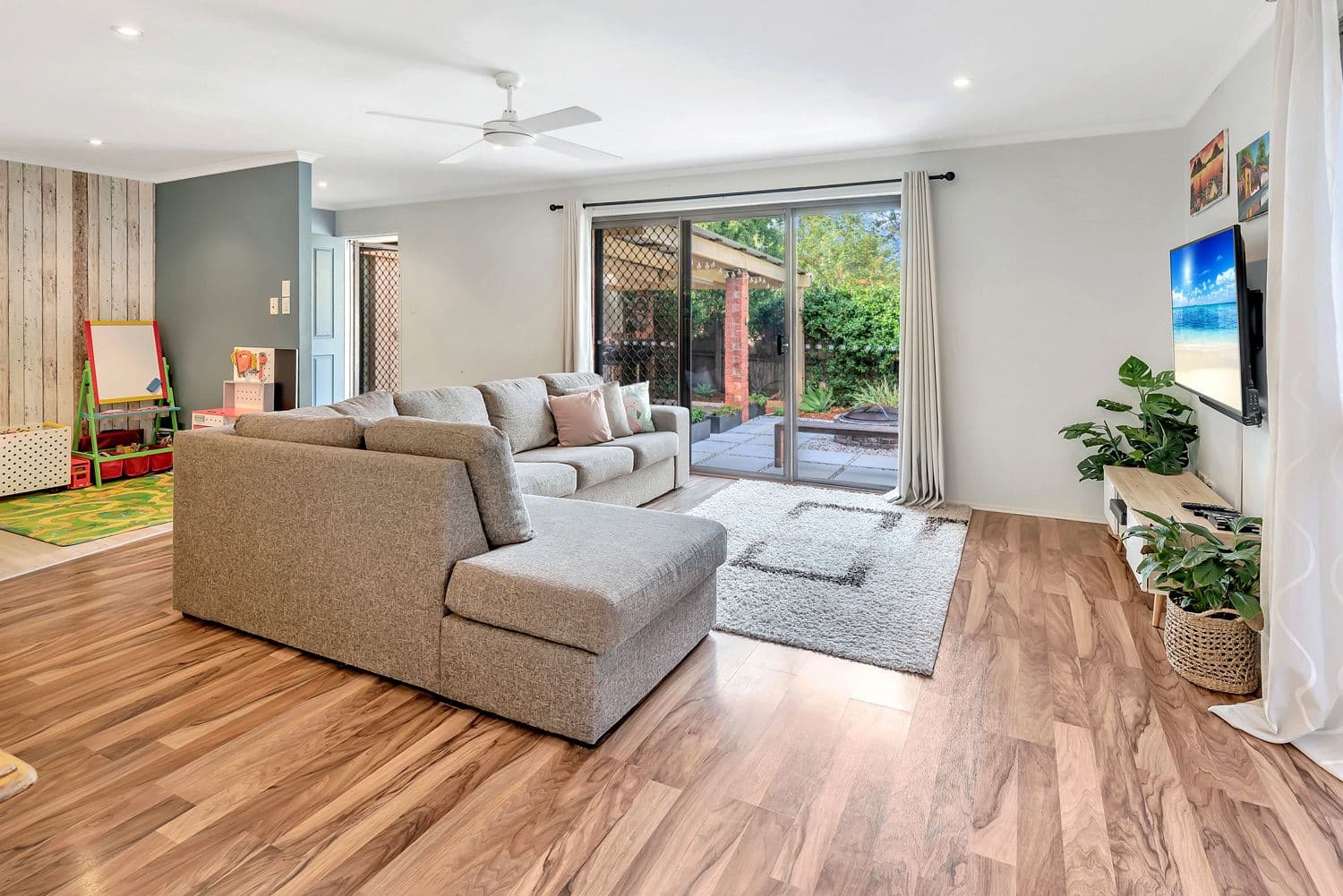 66 Pappas Way, Carrara QLD 4211, Carrara - Thumbnail 6