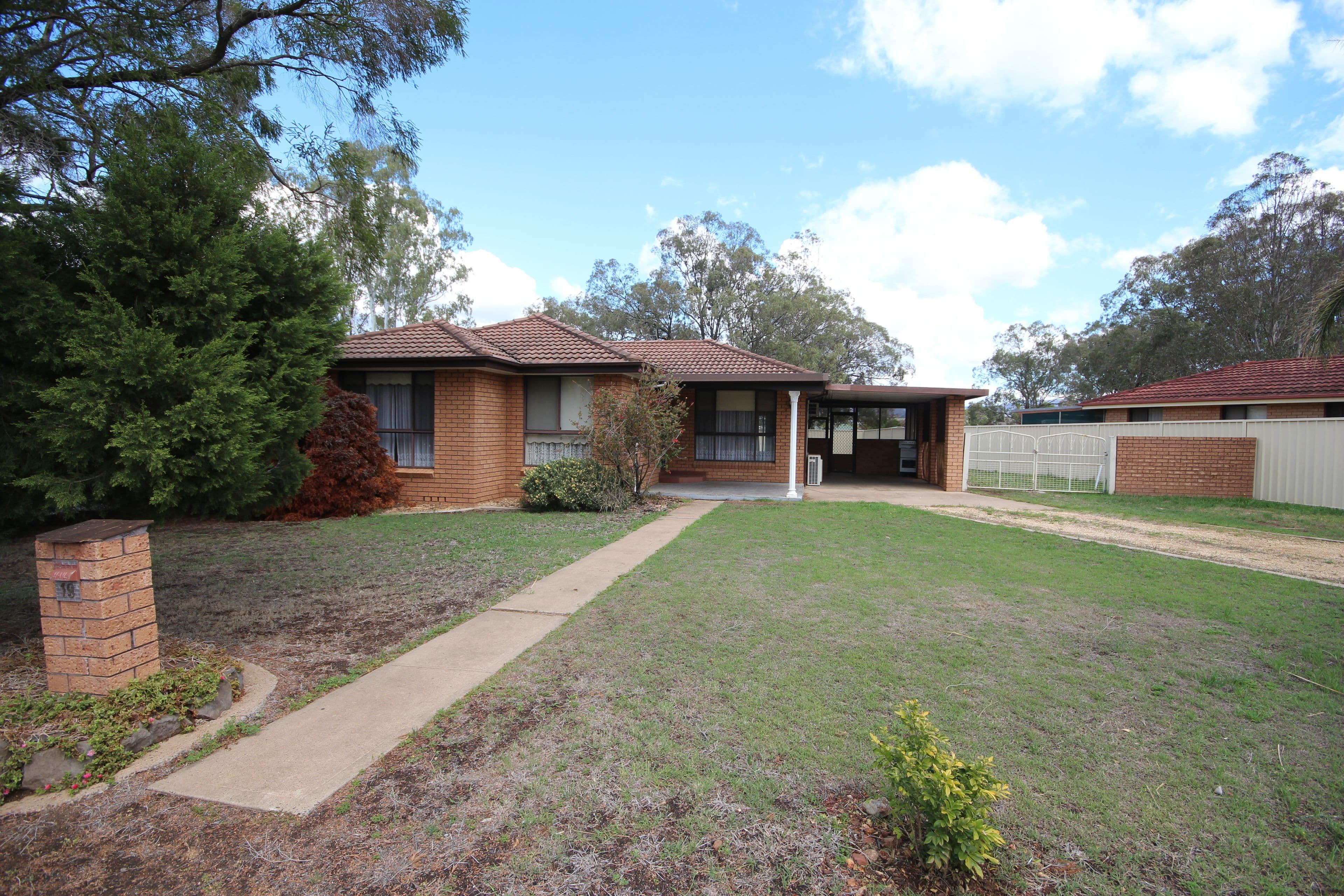 19 Nyarra Street, Scone - Image 1