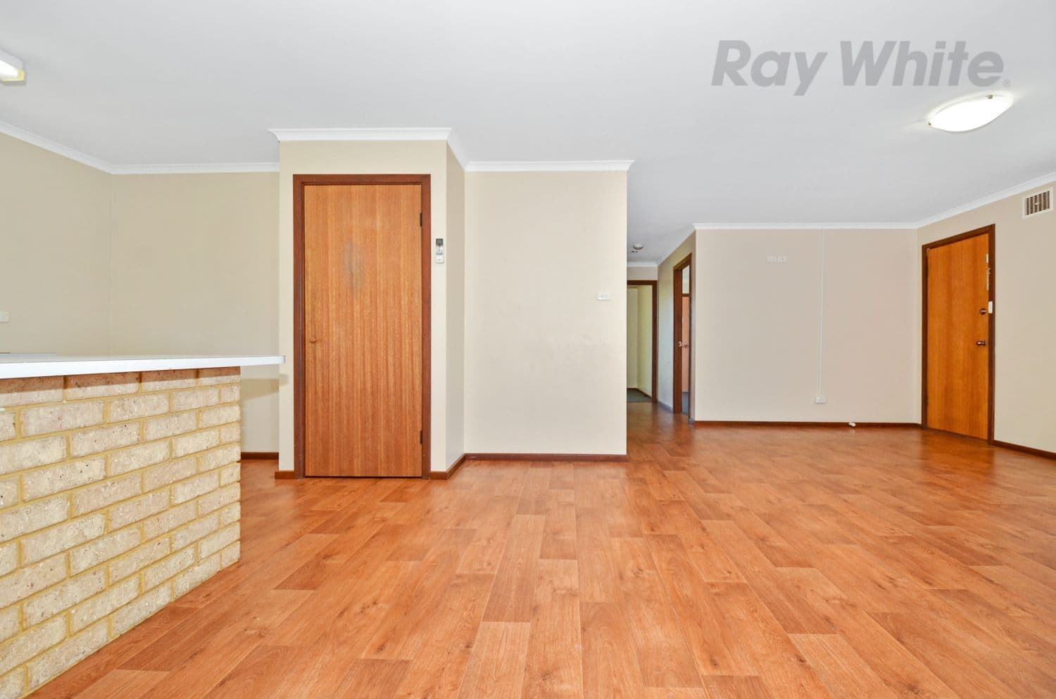 9B Valencia Close, Orana WA 6330, Orana - Thumbnail 3