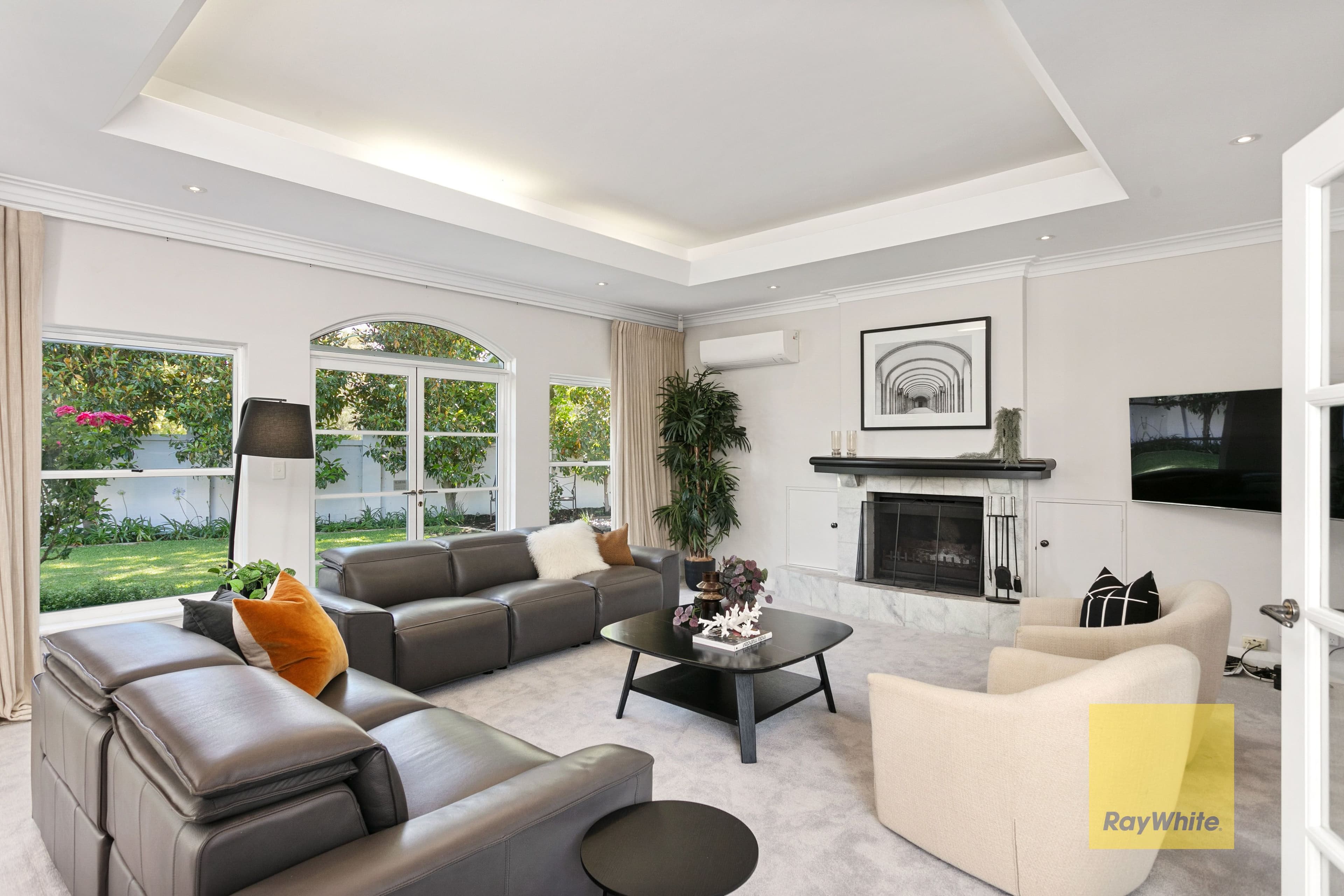 1 Glengariff Drive, Floreat WA 6014, Floreat - Thumbnail 3