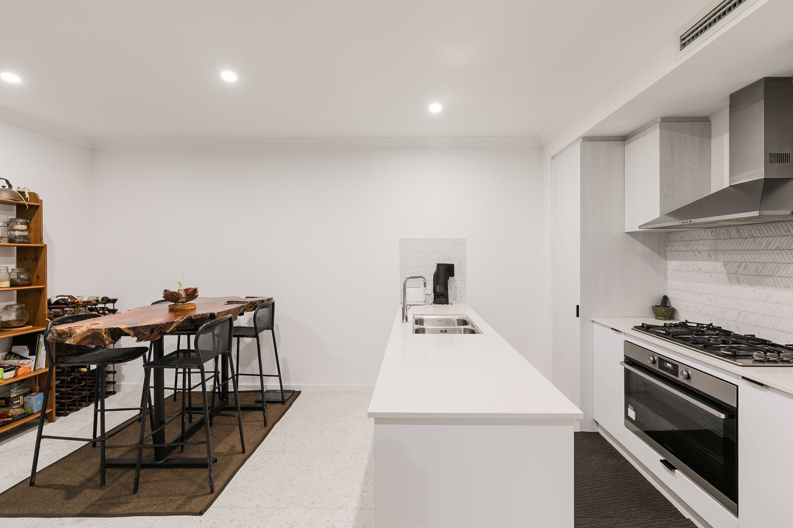 47 Wintergreen Crescent, TREEBY WA 6164, Treeby - Thumbnail 8