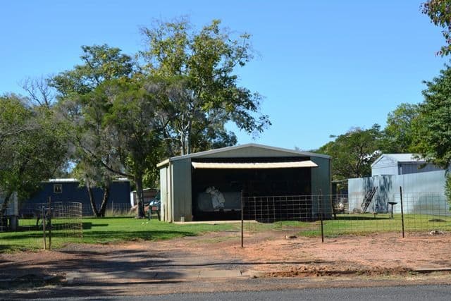 29 Clematis Street, Blackall QLD 4472, Blackall - Thumbnail 2