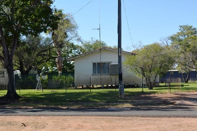 29 Clematis Street, Blackall QLD 4472, Blackall - Thumbnail 3