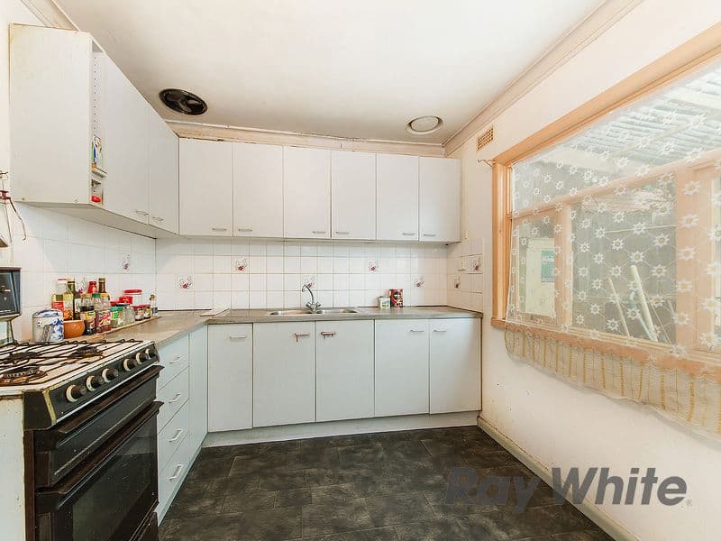 72 Pilgrim Street, Seddon VIC 3011, Seddon - Thumbnail 5