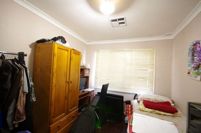 26 Gummow Way, GIRRAWHEEN WA 6064, Girrawheen - Thumbnail 6