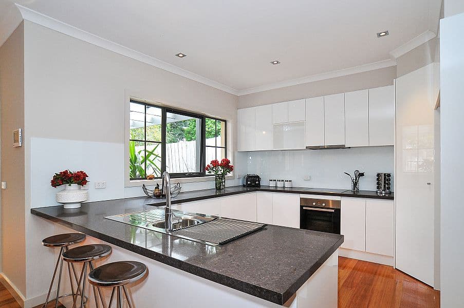 18 Endeavour Street, MITCHAM VIC 3132, Mitcham - Thumbnail 4