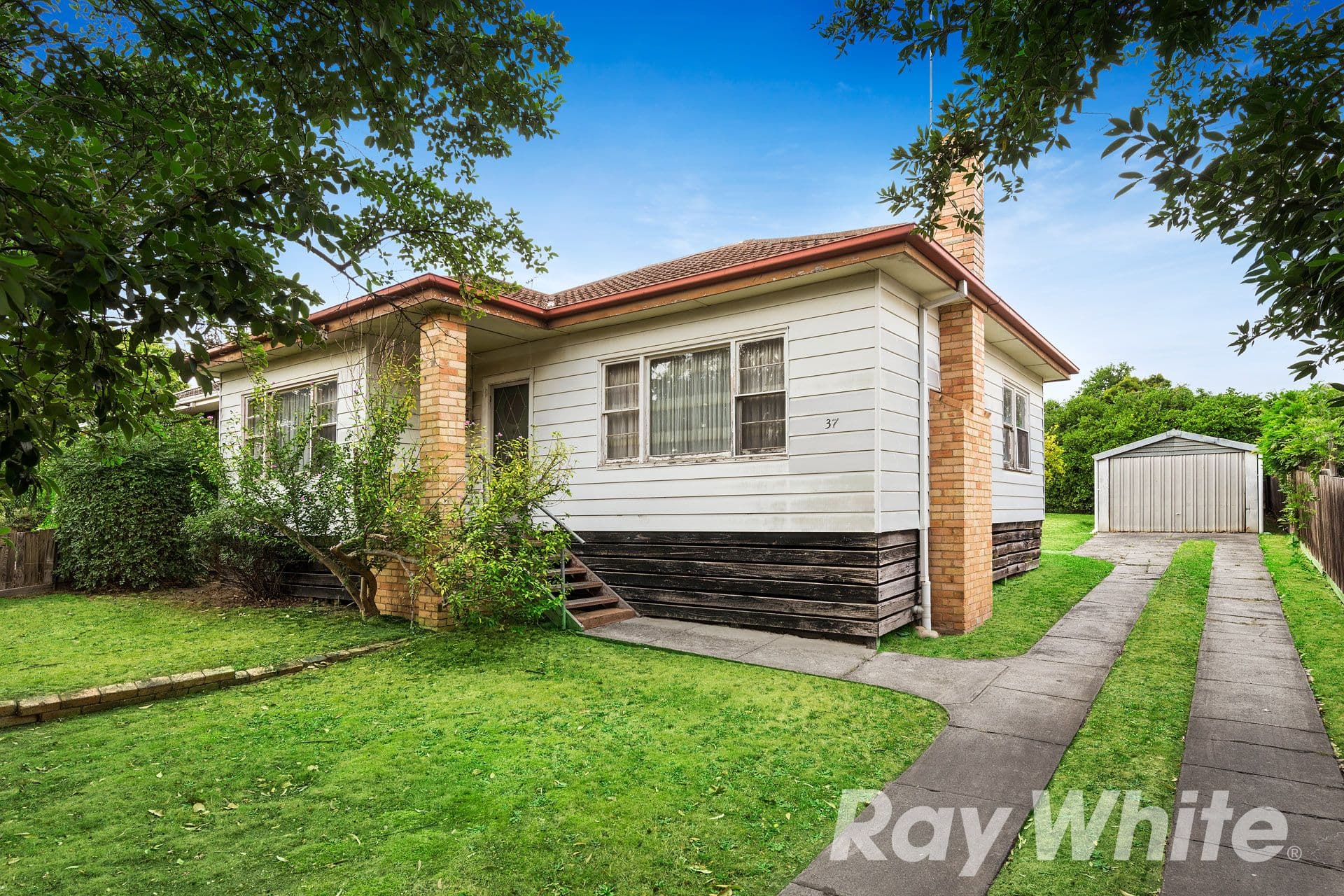 37 Chapman Street, Macleod VIC 3085, Macleod - Image 1