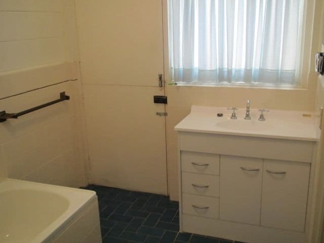 27 Dudley Street, MERMAID BEACH QLD 4218, Mermaid Beach - Thumbnail 5