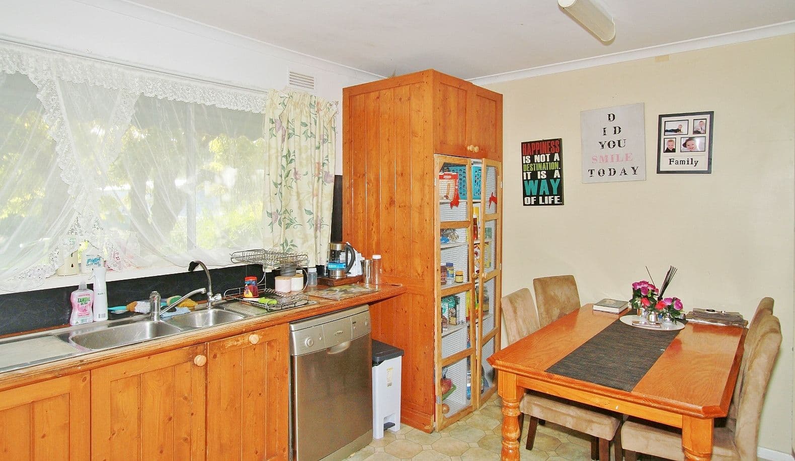 52 Wright Street, Heathcote VIC 3523, Heathcote - Thumbnail 3
