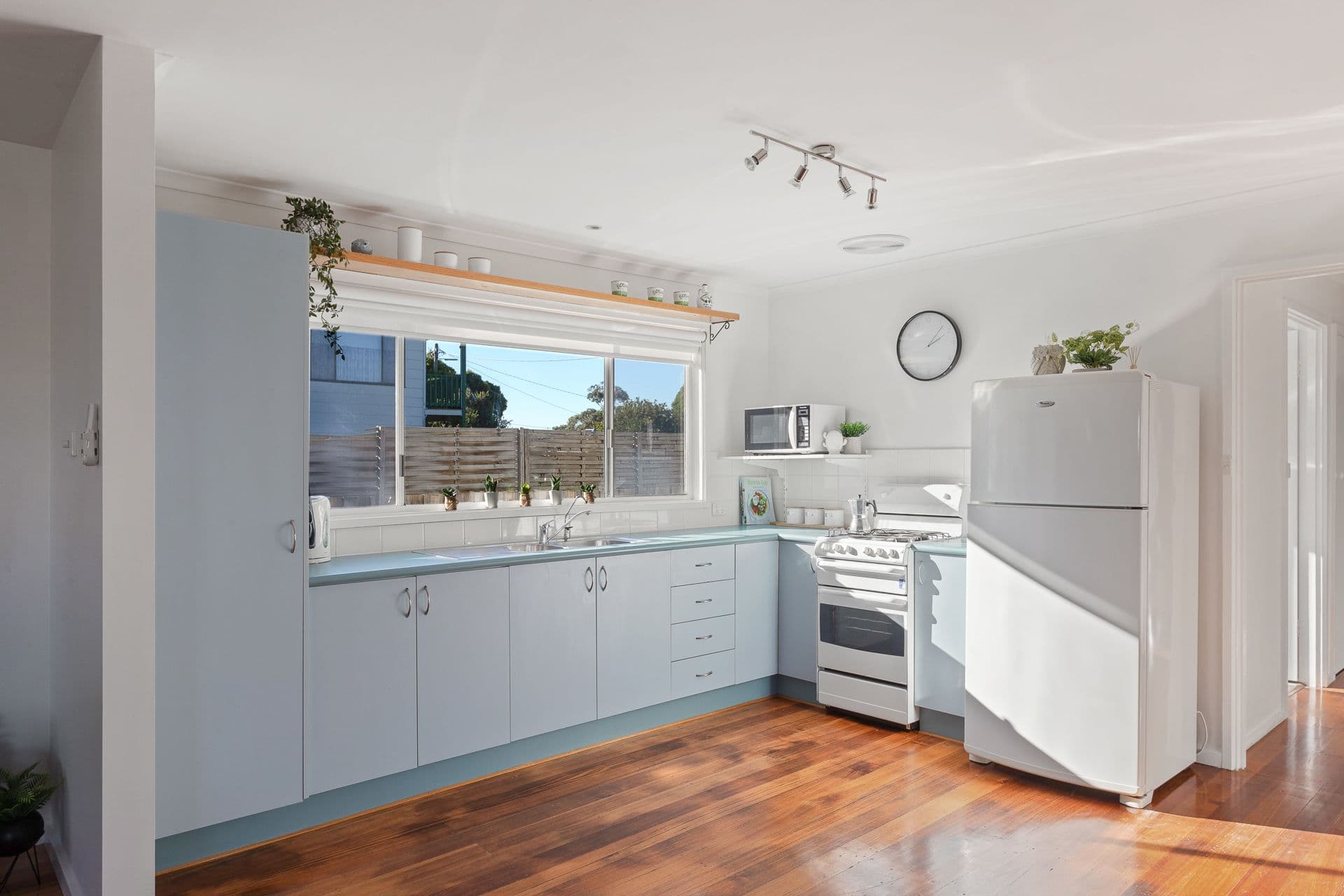 10 Lansell Road, Cowes VIC 3922, Cowes - Thumbnail 4
