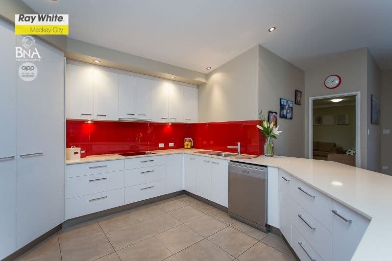 19 Gingham Street, GLENELLA QLD 4740, Glenella - Thumbnail 7