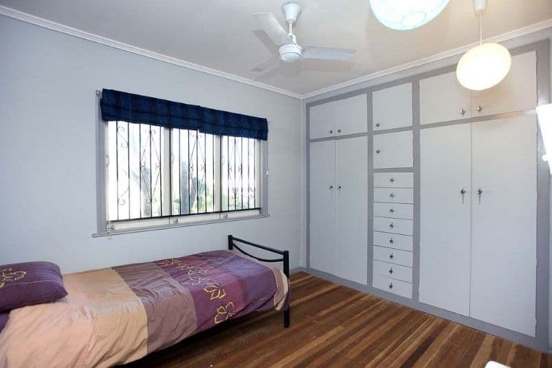 140 Marshall Road, HOLLAND PARK WEST QLD 4121, Holland Park West - Thumbnail 6