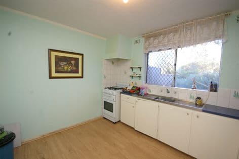 16e Wardlow Way, BALGA WA 6061, Balga - Thumbnail 3