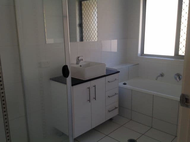 10 Carlisle Court, Bundamba QLD 4304, Bundamba - Thumbnail 8